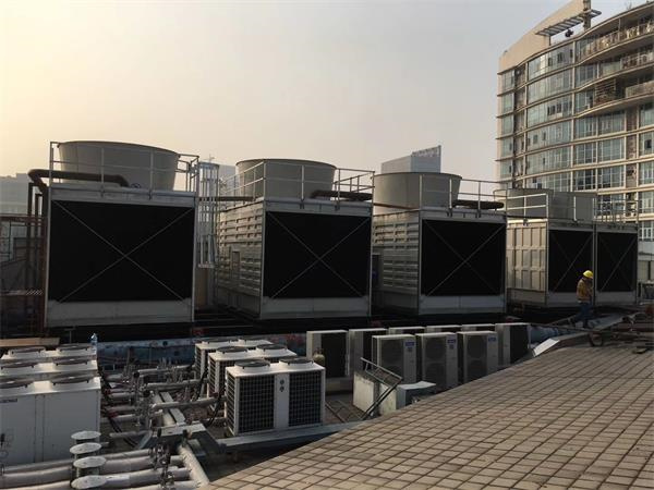 安裝冷卻塔隔音罩時的注意事項(xiàng)有什么,看完這些你就知道了